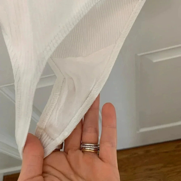 Sunday Best Aritzia White Ribbed Tank Top Bodysuit Size Small - Picture 5 of 6
